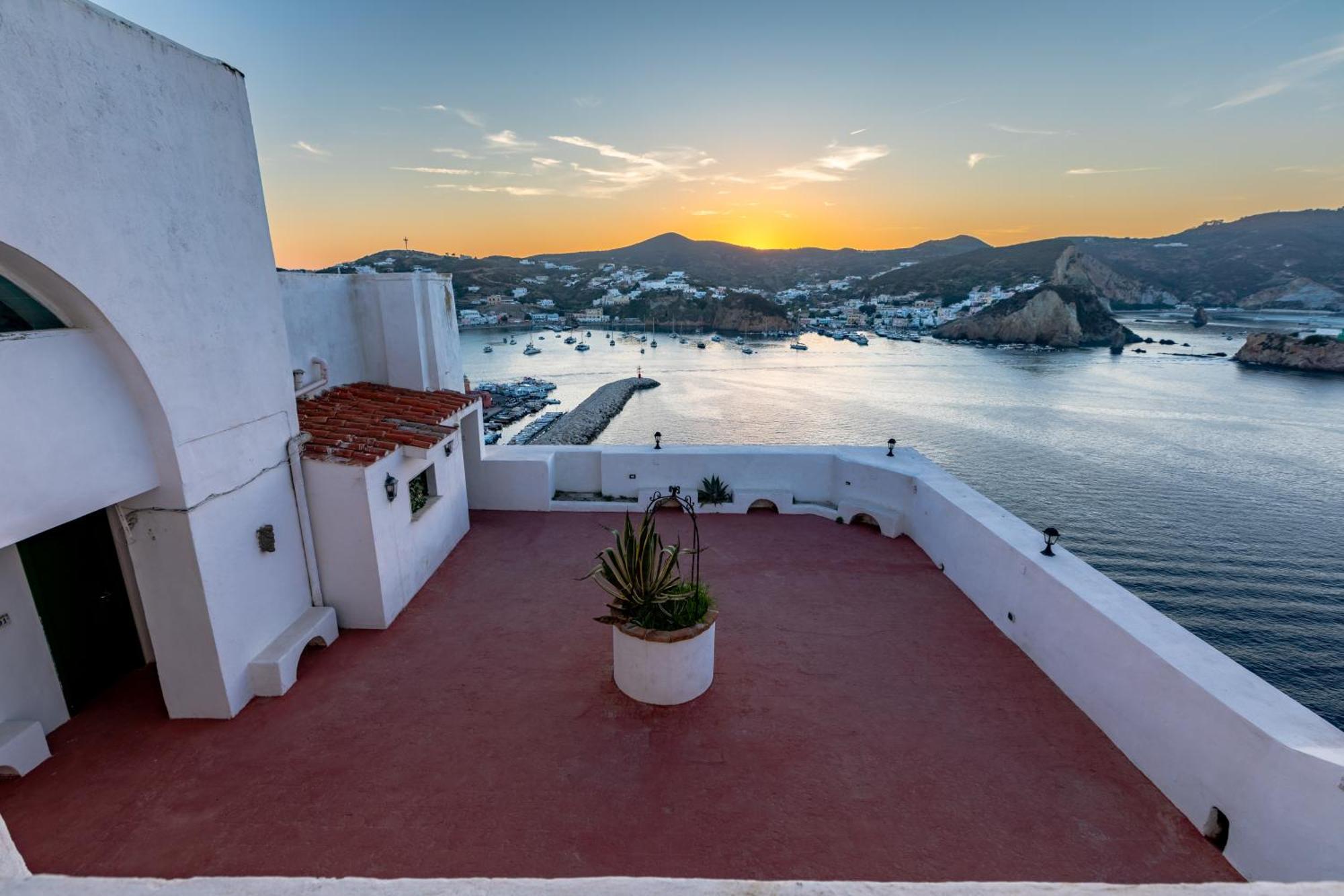 Hotel Torre Dei Borboni Ponza Luaran gambar