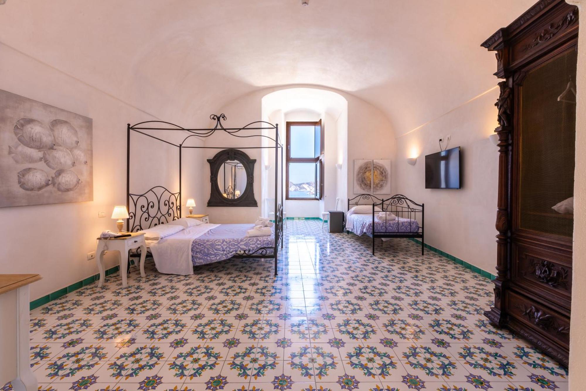 Hotel Torre Dei Borboni Ponza Luaran gambar