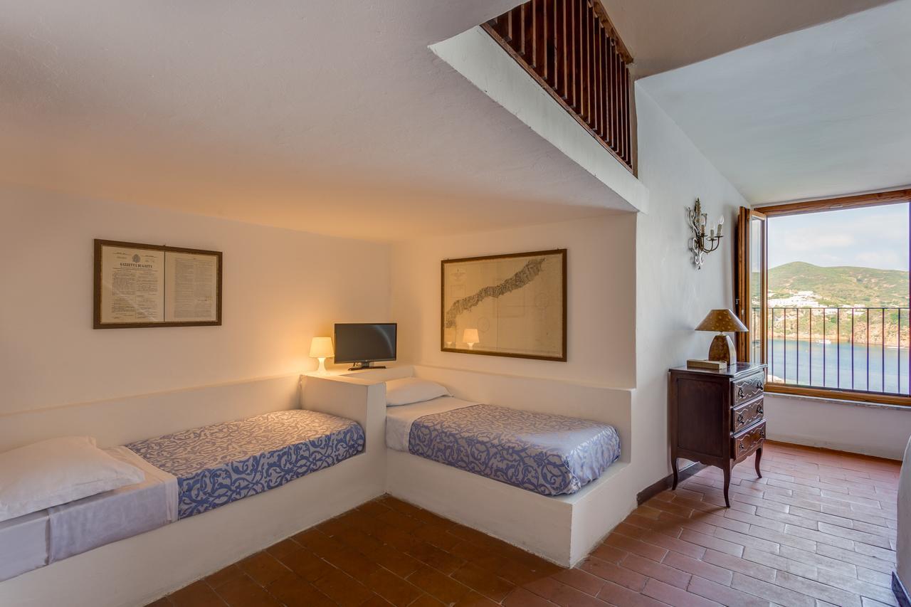 Hotel Torre Dei Borboni Ponza Luaran gambar