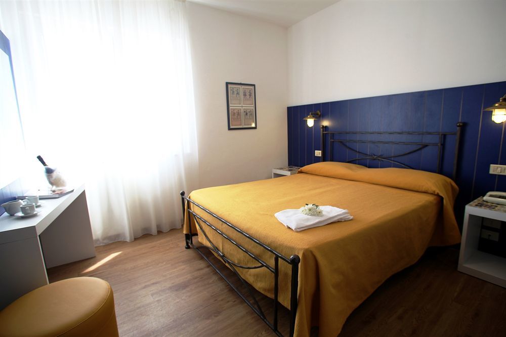 Hotel Torre Dei Borboni Ponza Luaran gambar